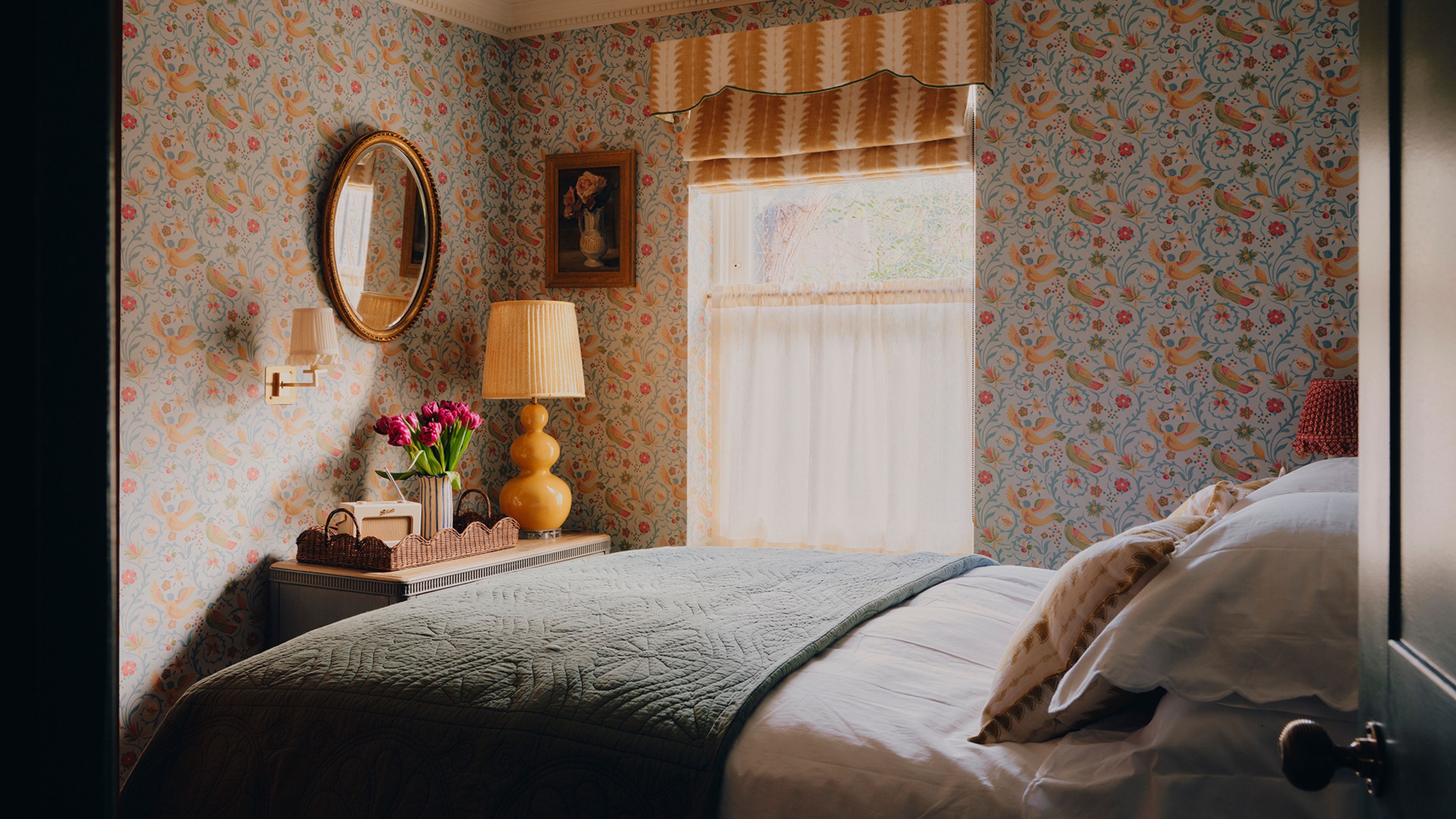 Cosy bedroom in Islington